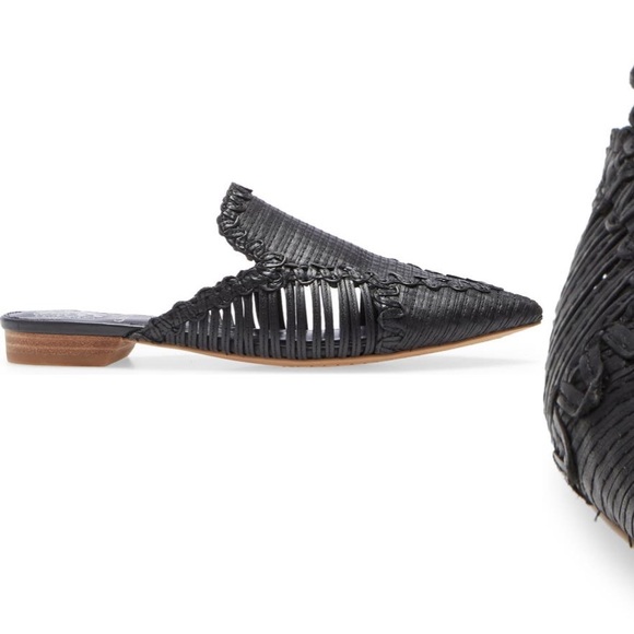 WHITE Vince Camuto pointed toe mule NIB - Picture 3 of 4